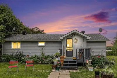 Detached in Manotick - Kars - Rideau Twp and Area