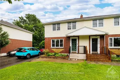 Semi-Detached in Carlington - Central Park