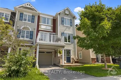 Att/Row/Townhouse in Stittsville - Munster - Richmond