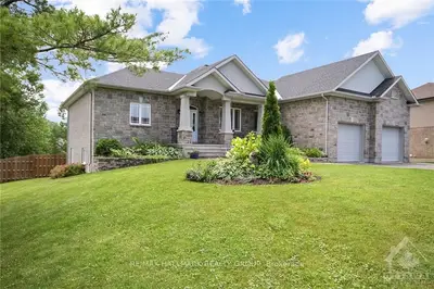Detached in Manotick - Kars - Rideau Twp and Area