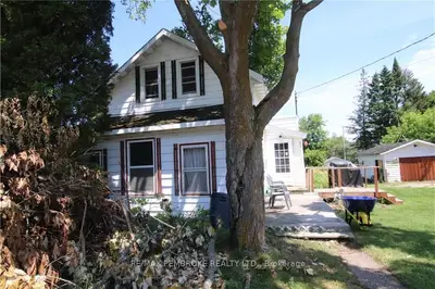 Detached in Pembroke