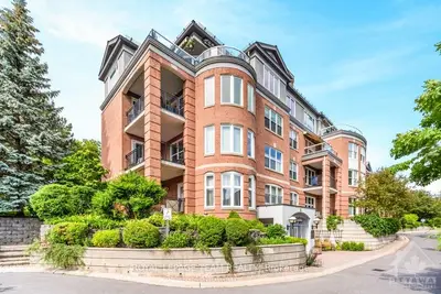 31 Durham 203, New Edinburgh - Lindenlea, On K1m 2j1