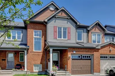 Att/Row/Townhouse in Orleans - Cumberland and Area