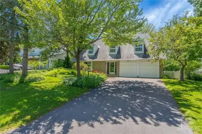 Detached in Qualicum - Bruce Farm - Greenbelt and Area