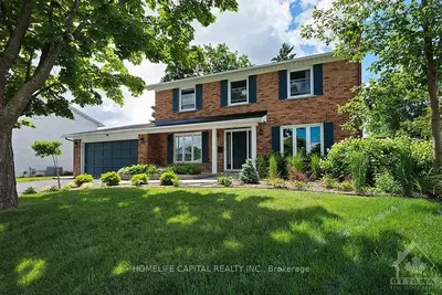 Detached in Alta Vista and Area