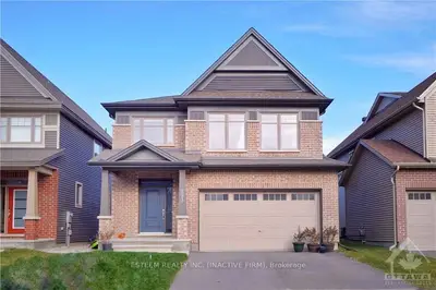 293 Trollius Way, Blossom Park - Airport And Area, On K1t 0s2