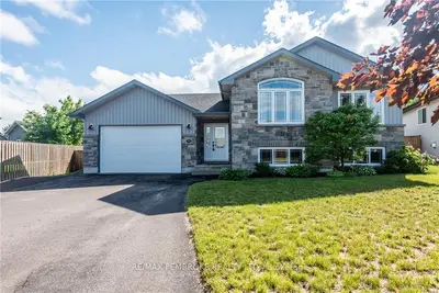 Detached in Petawawa