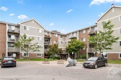 Condo Apartment in Manor Park - Cardinal Glen and Area