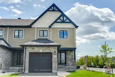 Att/Row/Townhouse in Clarence-Rockland