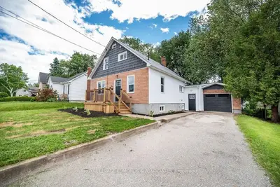 Detached in Pembroke