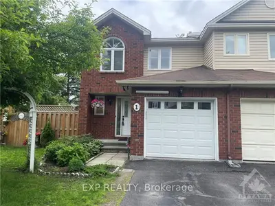Att/Row/Townhouse in Kanata
