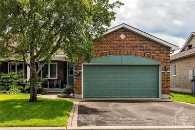 Semi-Detached in Kanata