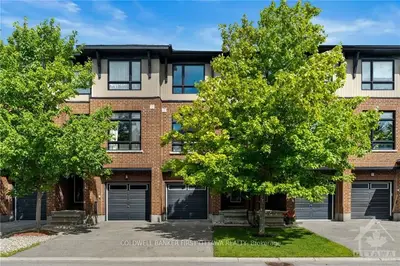 Att/Row/Townhouse in Barrhaven