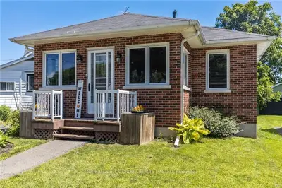 Detached in Edwardsburgh/Cardinal