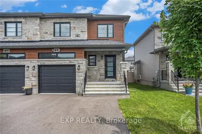 Semi-Detached in Russell