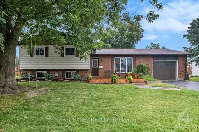 Detached in North Dundas