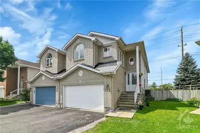 Semi-Detached in Kanata