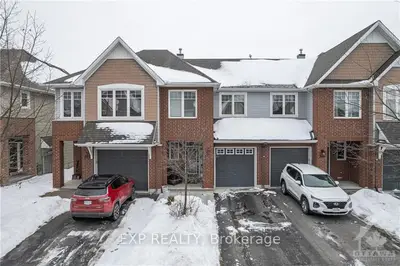 321 Widgeon Way, Blossom Park - Airport And Area, On K1t 0g1