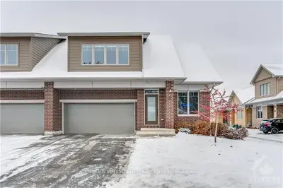 17 Leeming Drive, Crystal Bay - Rocky Point - Bayshore, On K2h 0c3