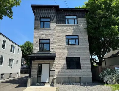 317 Lajoie Street, Vanier And Kingsview Park, On K1l 7h3