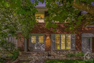 1230 Pebble Road, Hunt Club - South Keys And Area, On K1v 8v4