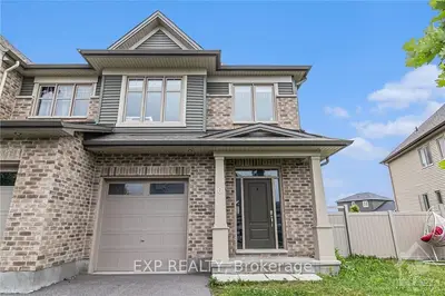 Semi-Detached in Russell