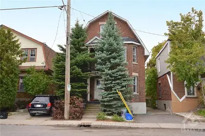 Duplex in Dows Lake - Civic Hospital and Area