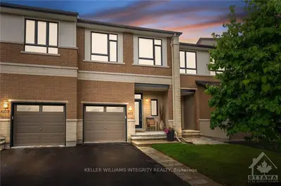 Att/Row/Townhouse in Blossom Park - Airport and Area