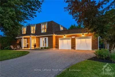Detached in Hunt Club - South Keys and Area