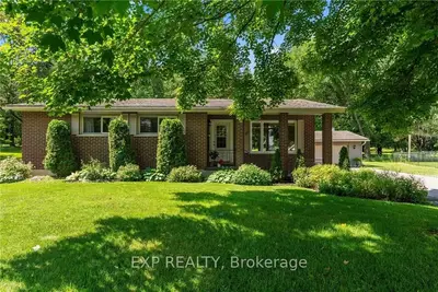 Detached in Renfrew