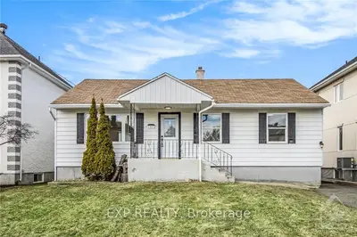 Detached in Blossom Park - Airport and Area