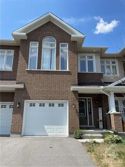 Att/Row/Townhouse in Carleton Place