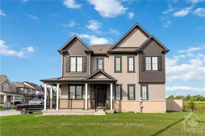 Detached in Stittsville - Munster - Richmond