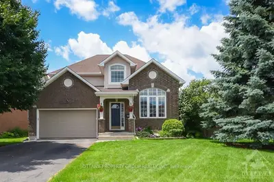 Detached in Blossom Park - Airport and Area