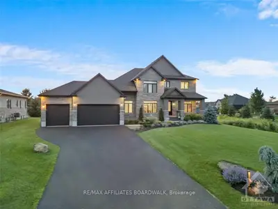 Detached in Greely - Metcalfe - Osgoode - Vernon and Area