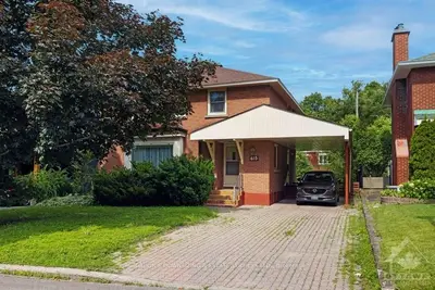 Detached in Carlingwood - Westboro and Area