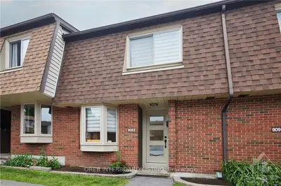 Condo Townhouse in Beacon Hill North - South and Area