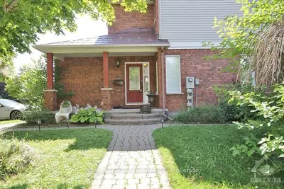 Detached in Barrhaven