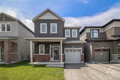 Detached in Kanata
