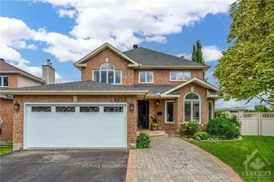 Detached in Orleans - Convent Glen and Area