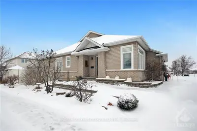 200 Bulrush Crescent, Blossom Park - Airport And Area, On K1t 0e5