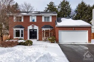 43 Parklands Avenue, Russell, On K4r 1a2