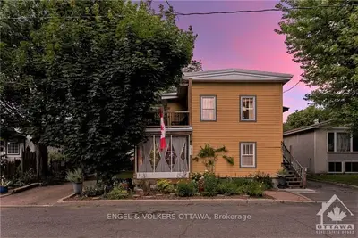 201 Heritage Maple Way, Vanier And Kingsview Park, On K1l 6m4