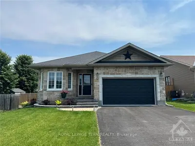 Detached in Smiths Falls