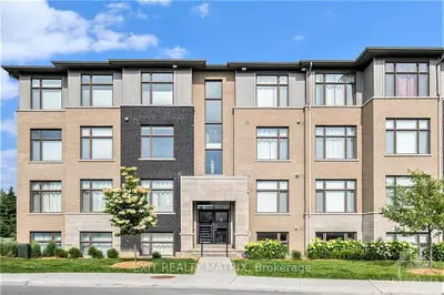 Condo Apartment in Cityview - Parkwoods Hills - Rideau Shore