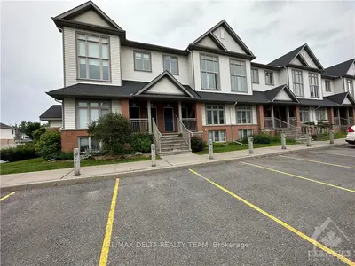 Condo Apartment in Orleans - Convent Glen and Area