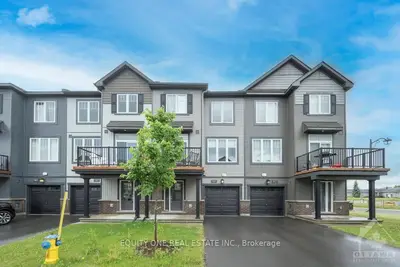Att/Row/Townhouse in Barrhaven