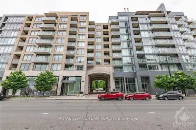 Condo Apartment in Westboro - Hampton Park