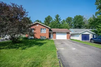 Detached in Petawawa