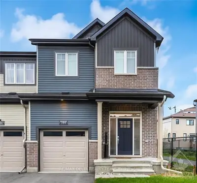 Att/Row/Townhouse in Barrhaven